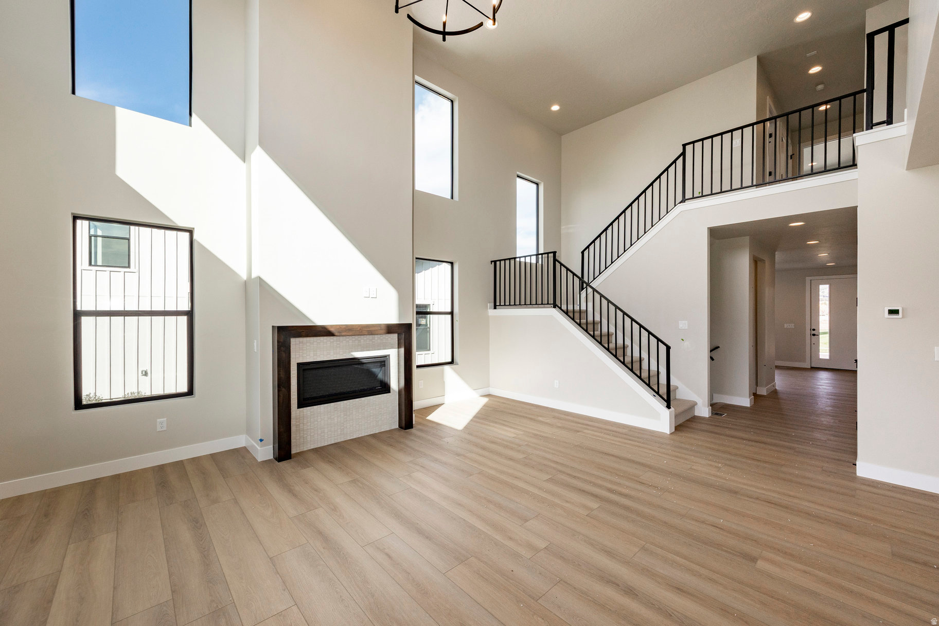 THE CROSSING - Residential