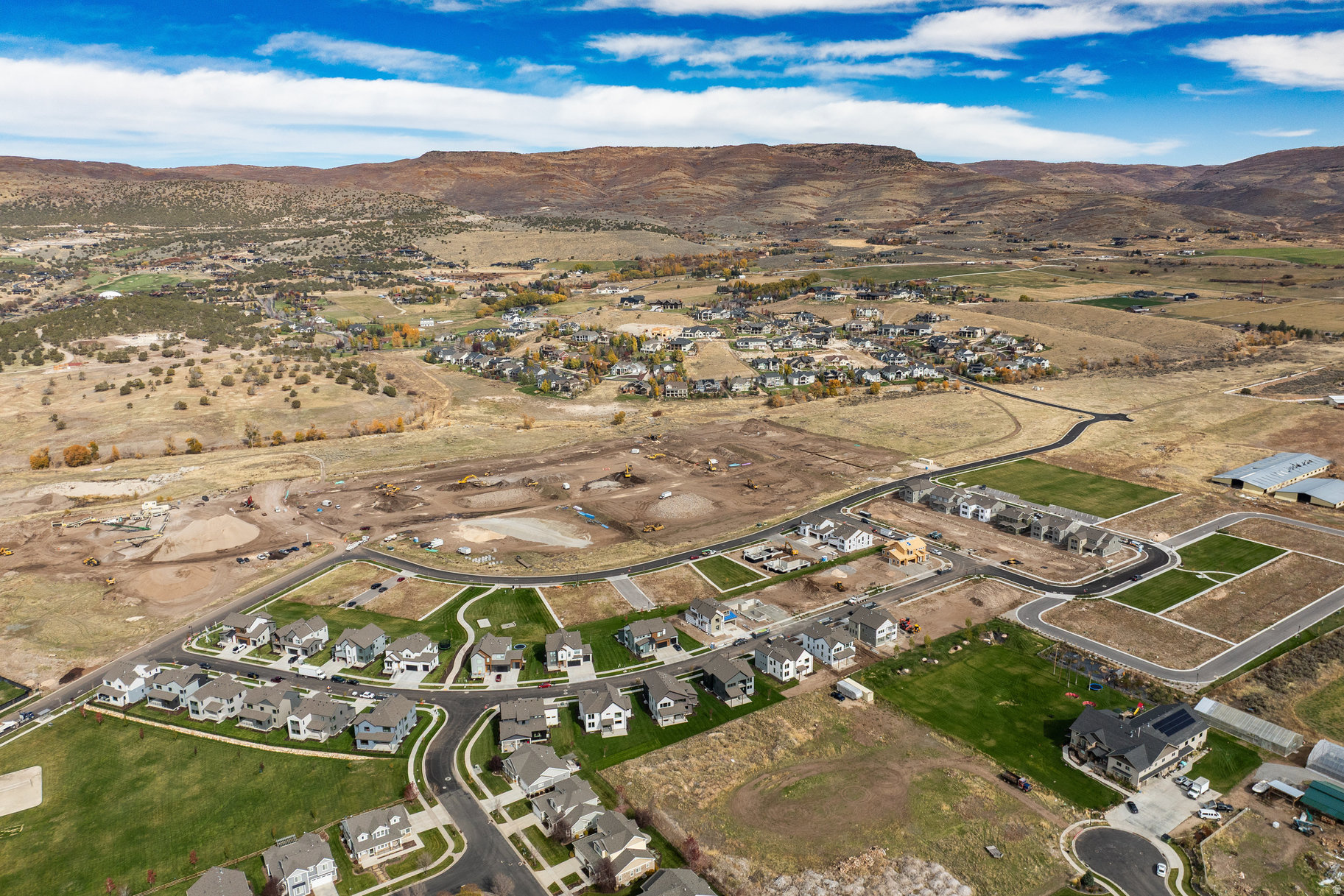 THE CROSSING - Residential