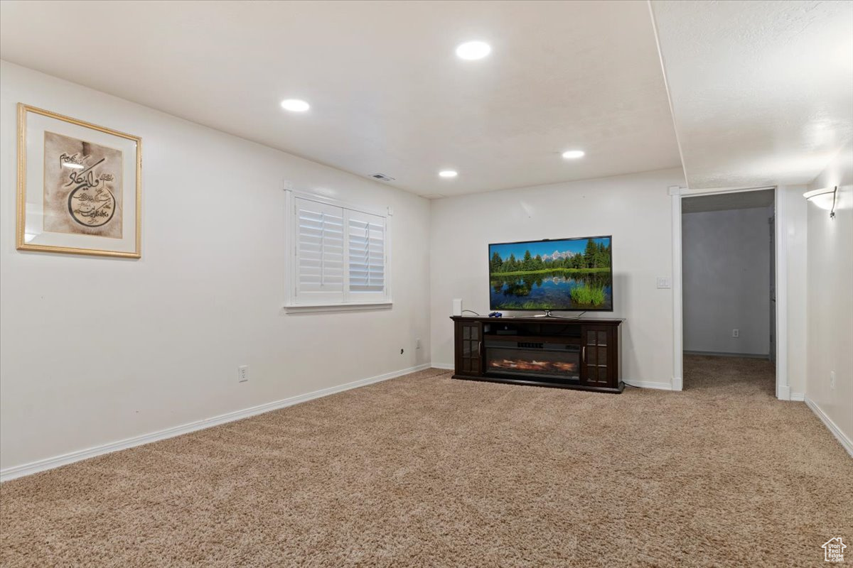 MEADOWS AT HIDDEN CO - Residential