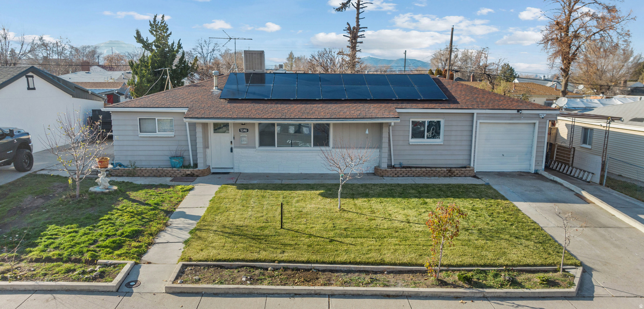 HOFFMAN HEIGHTS - Residential