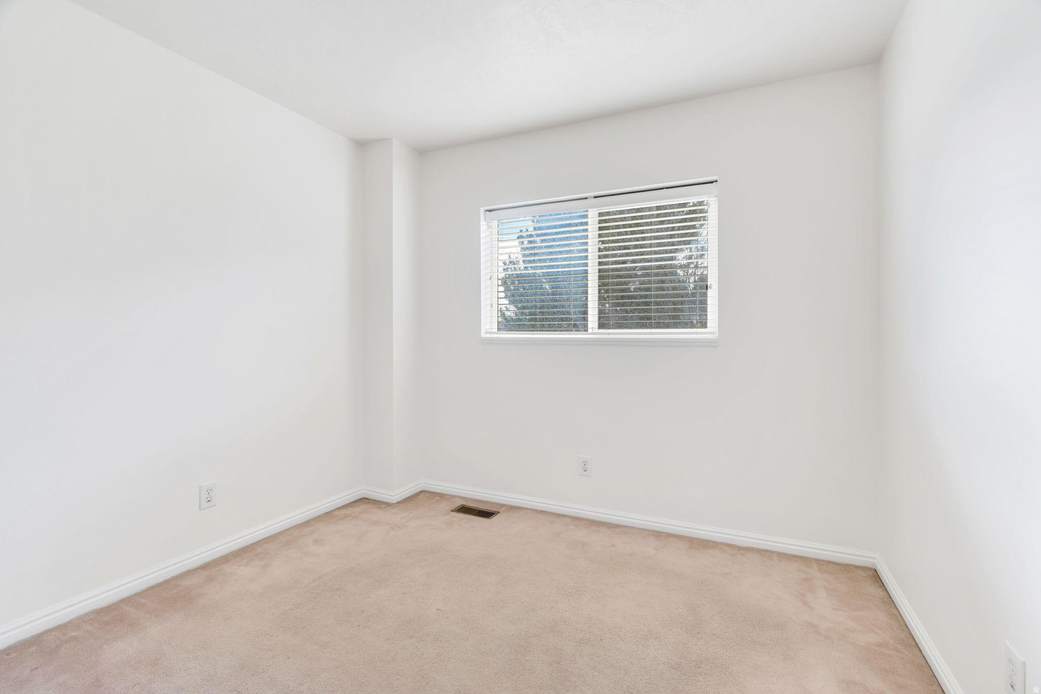 TUSCANY TOWNHOMES PHASE 1 CONDO - Residential