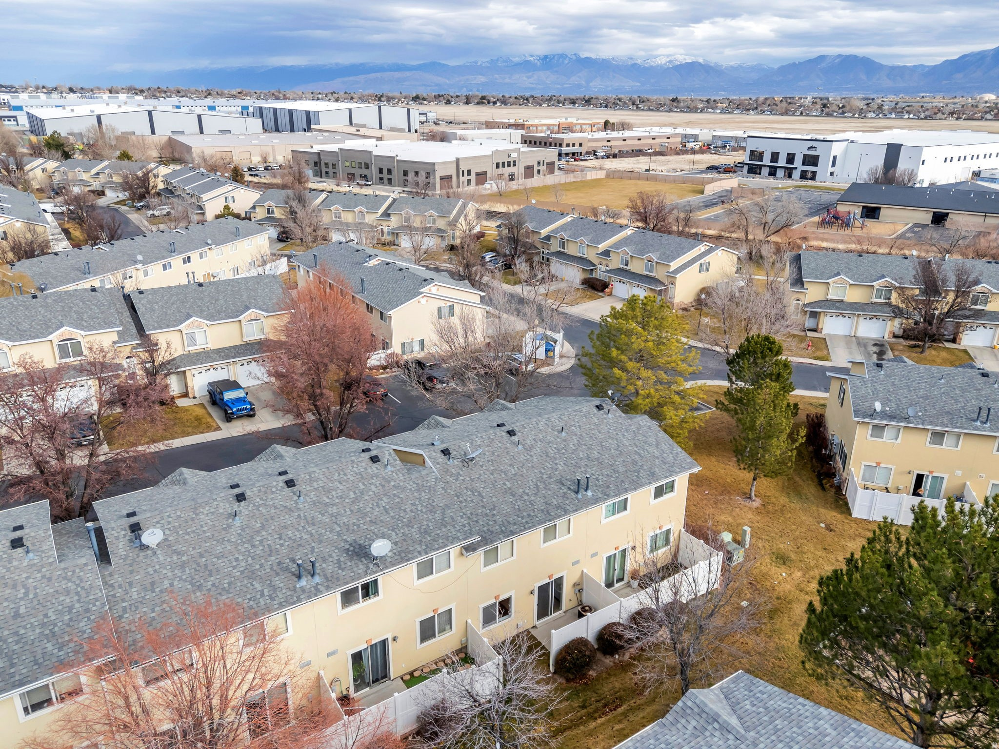 TUSCANY TOWNHOMES PHASE 1 CONDO - Residential