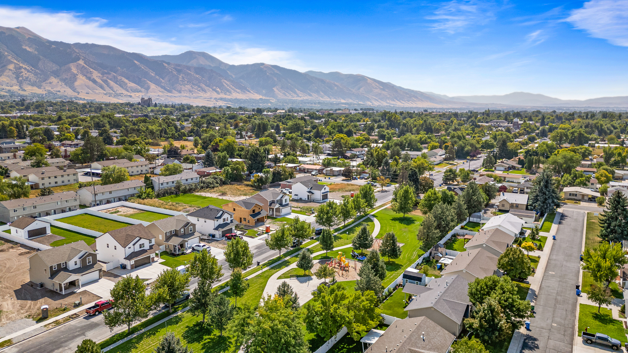 COTTONWOOD PARK - Residential