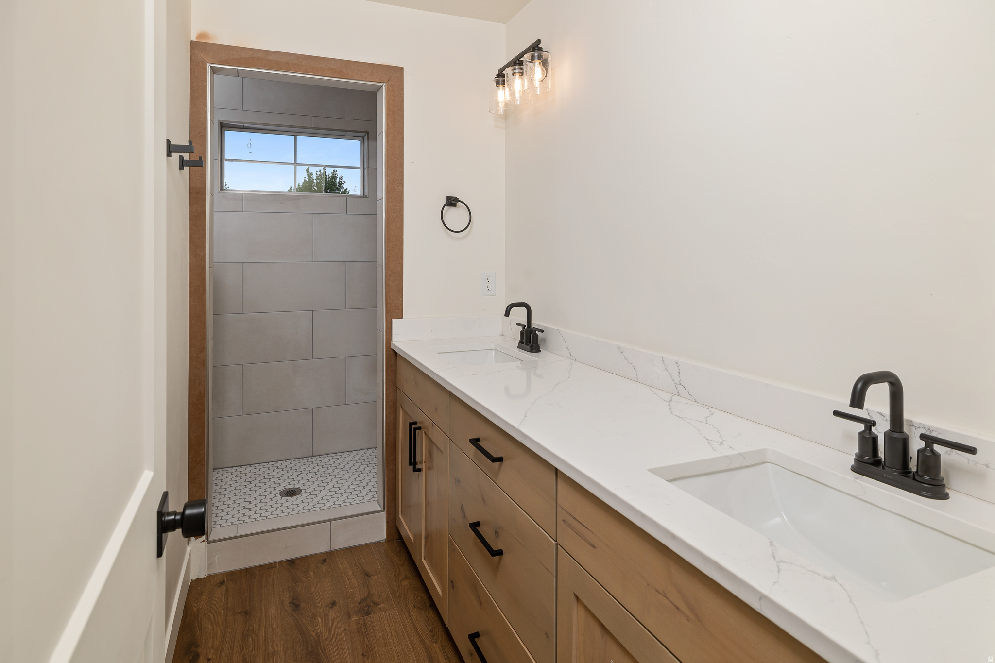 COTTONWOOD PARK - Residential