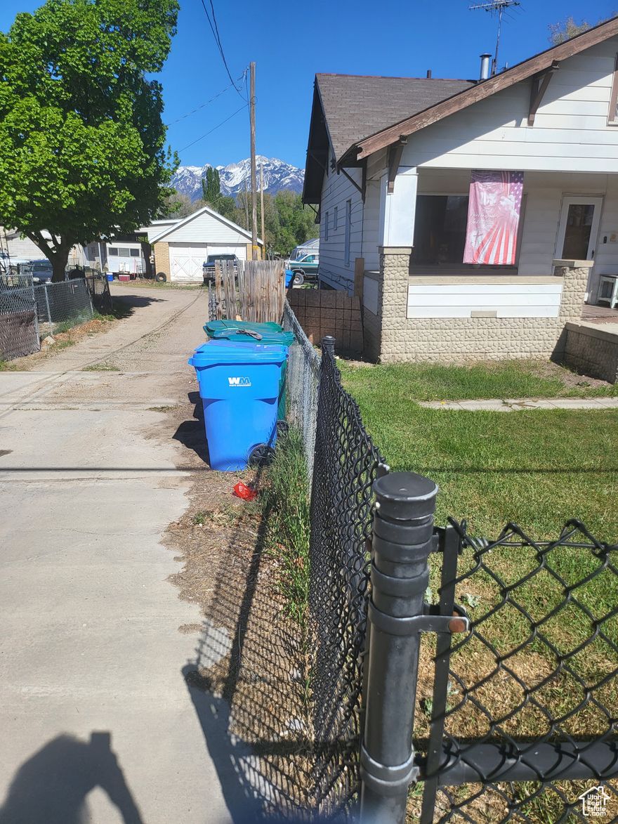 This property and 12325 should be sold together.  They are approved together as 9 buildable lots with houses to build , sewer to build is not currently on the property, otherwise if someone is looking for a 1 acre horse property to build either of these lots will work  would like to sell both at same time, each lot has 1 share of water to go with lots if builder developer  developes subdivision  each property has a house and buildings to be demolished buyer to verify all