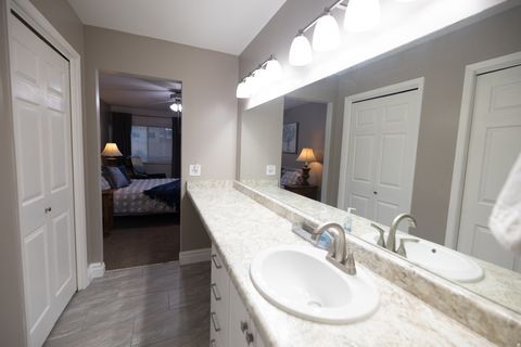 Tiny photo for 323 S PEACH LN, Bountiful, UT 84010 (MLS # 2126873)