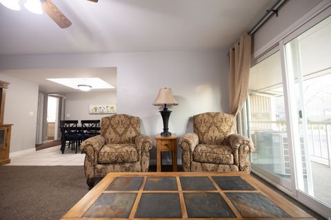 Tiny photo for 323 S PEACH LN, Bountiful, UT 84010 (MLS # 2126873)