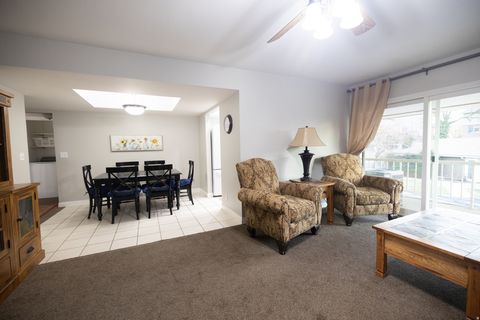 Tiny photo for 323 S PEACH LN, Bountiful, UT 84010 (MLS # 2126873)