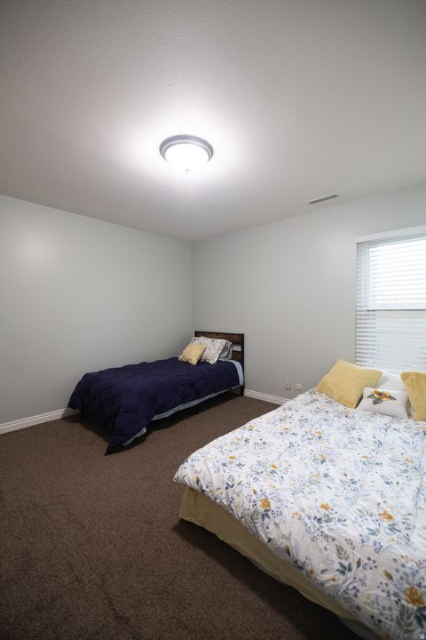Tiny photo for 323 S PEACH LN, Bountiful, UT 84010 (MLS # 2126873)