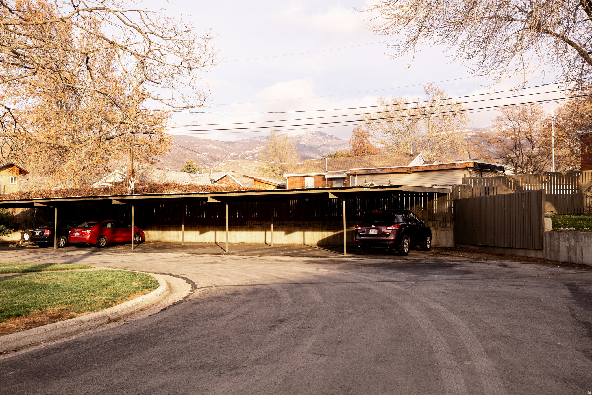 THREE FOUNTAINS - Residential