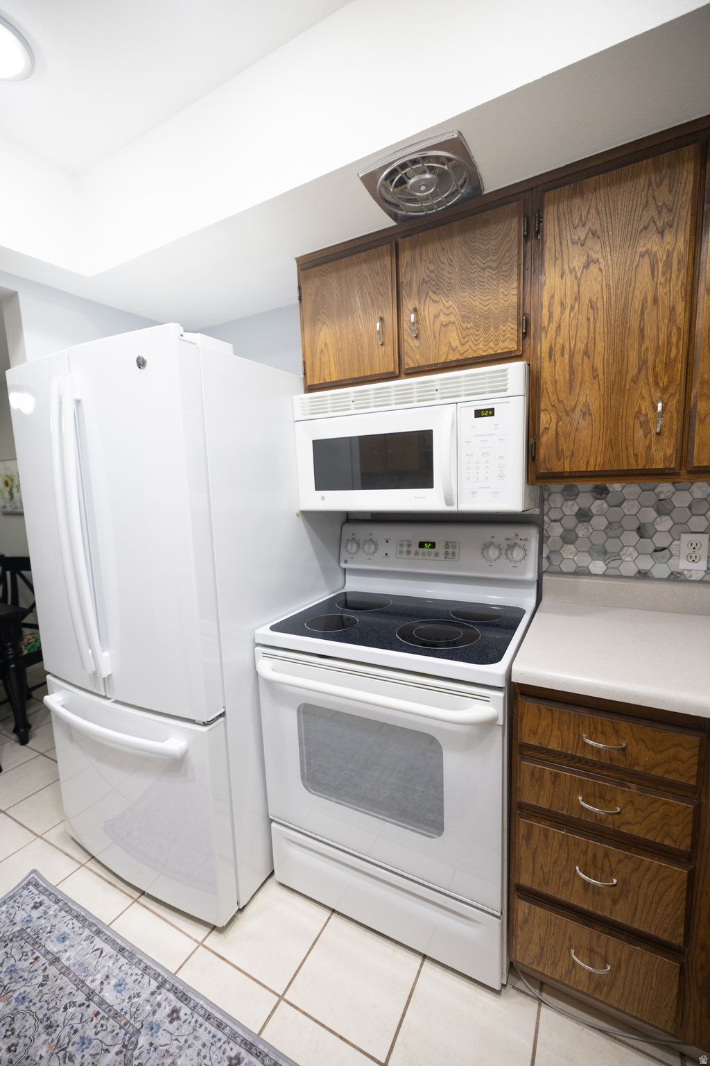 THREE FOUNTAINS - Residential