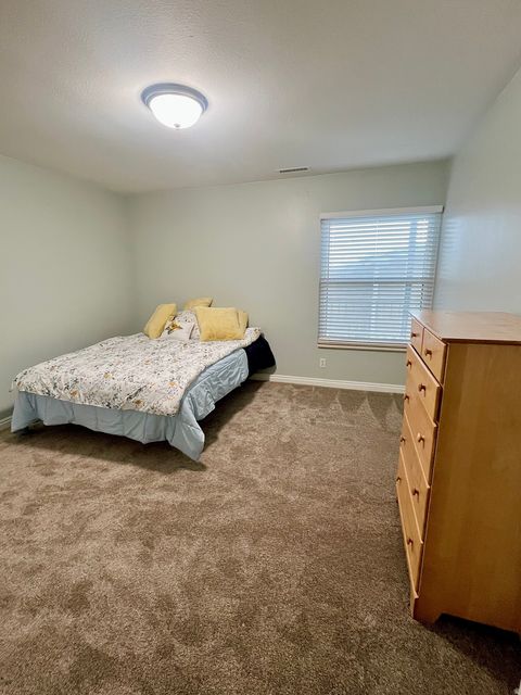 Tiny photo for 323 S PEACH LN, Bountiful, UT 84010 (MLS # 2126873)