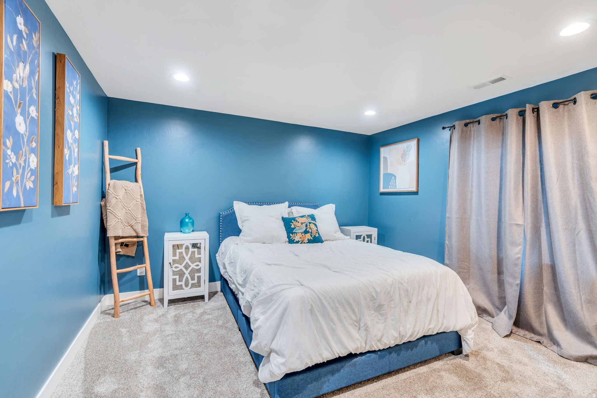 DAYBREAK - Residential