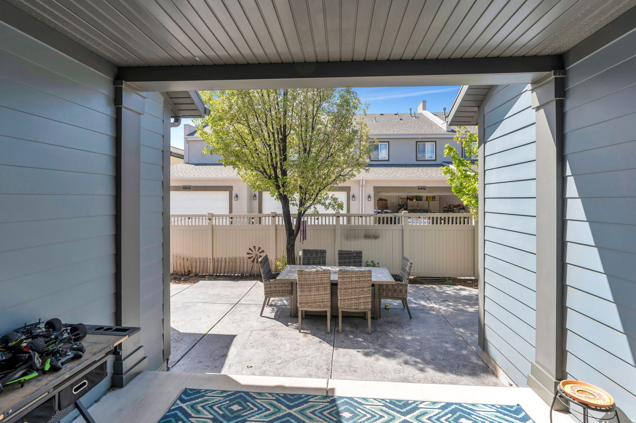 DAYBREAK - Residential