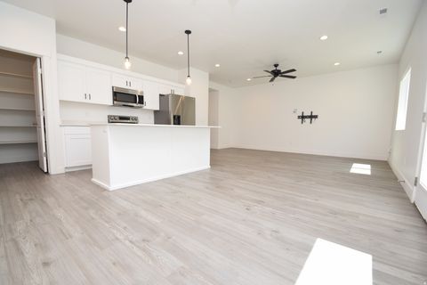 Tiny photo for 2109 W 1665 PKWY S #73, West Haven, UT 84401 (MLS # 2156032)