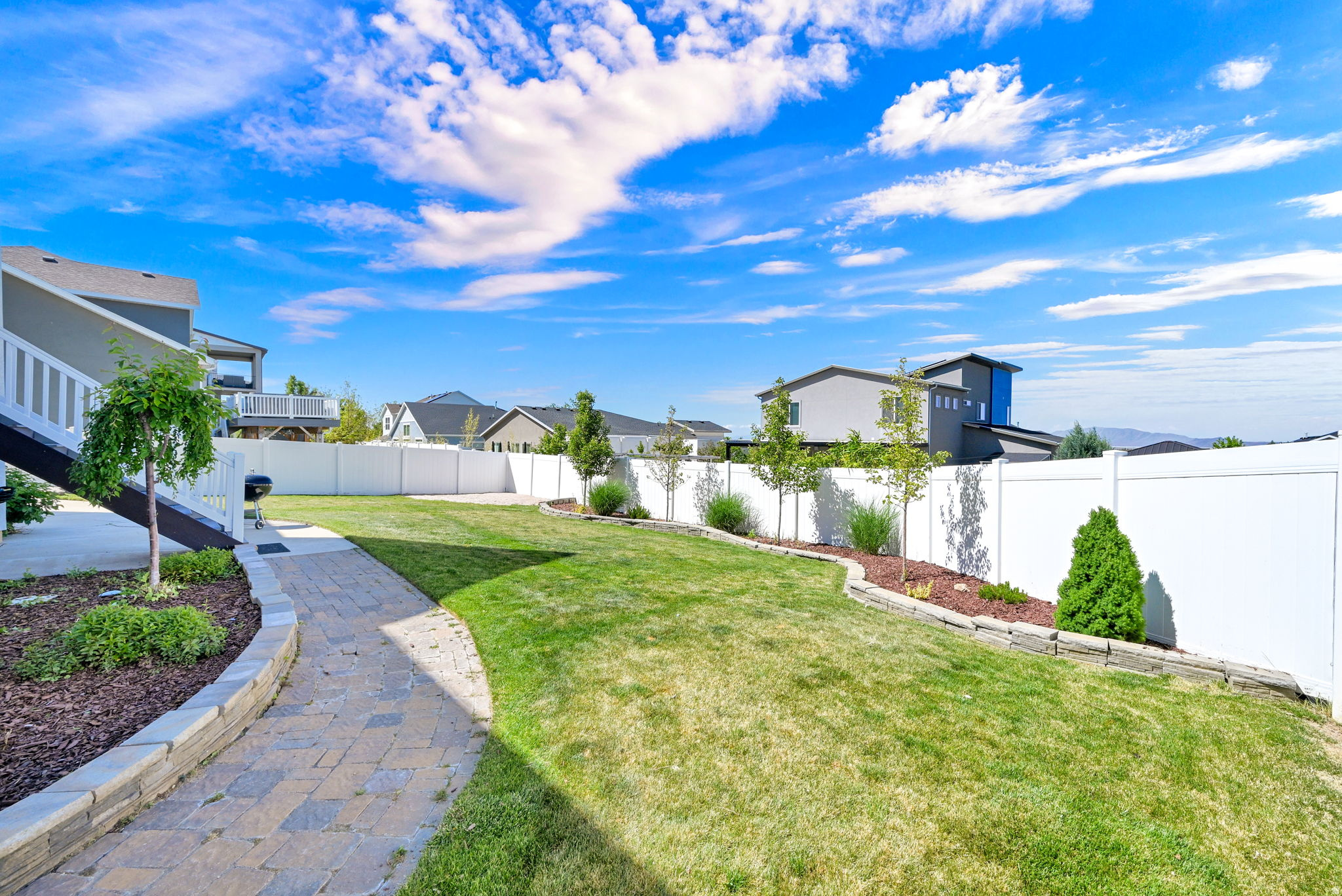 ESTATES AT MUTTON HO - Residential