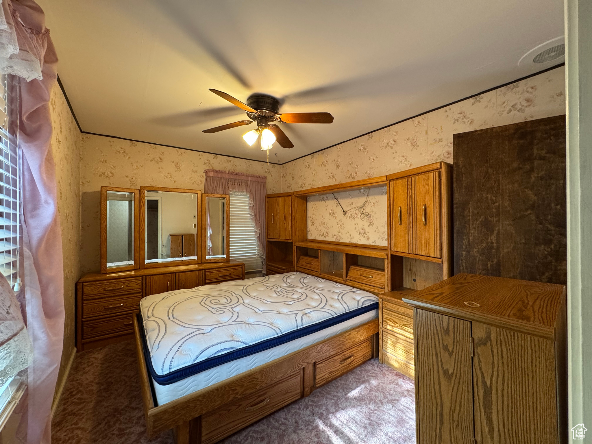 298 N Lakeview Dr, Clearfield, Utah image 15