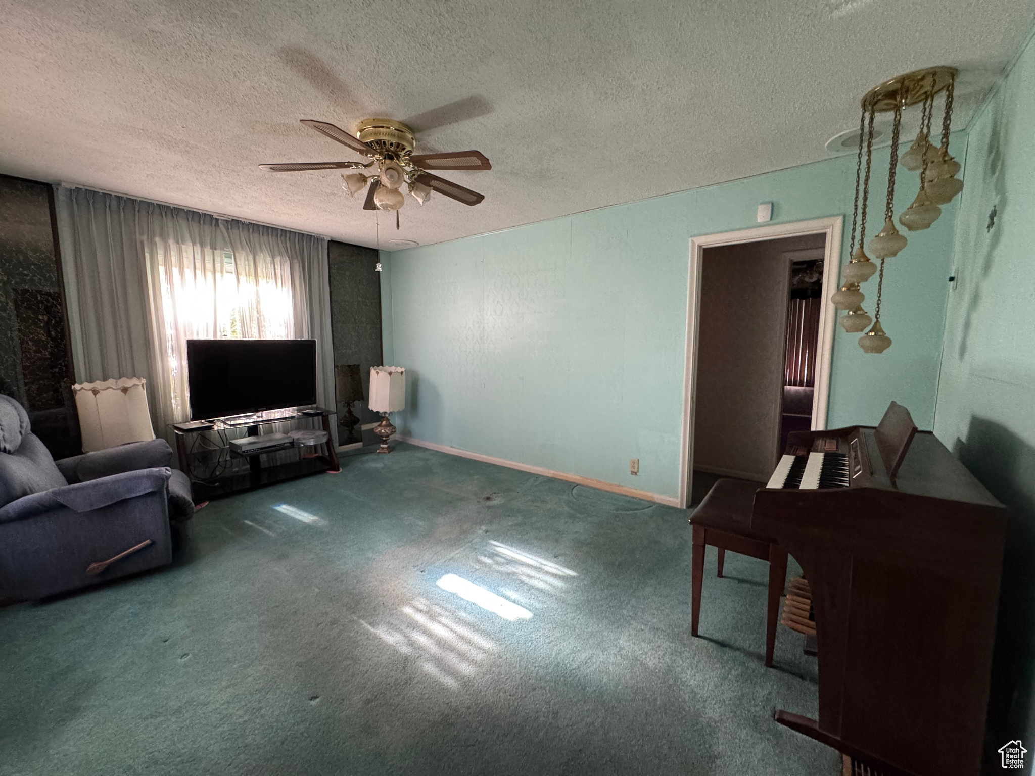 298 N Lakeview Dr, Clearfield, Utah image 16