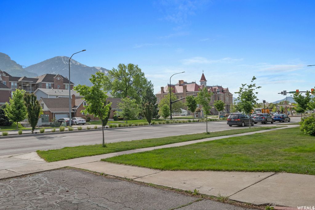 Photo of 639 N UNIVERSITY AVE #10, Provo, UT 84601 (MLS # 2145620)