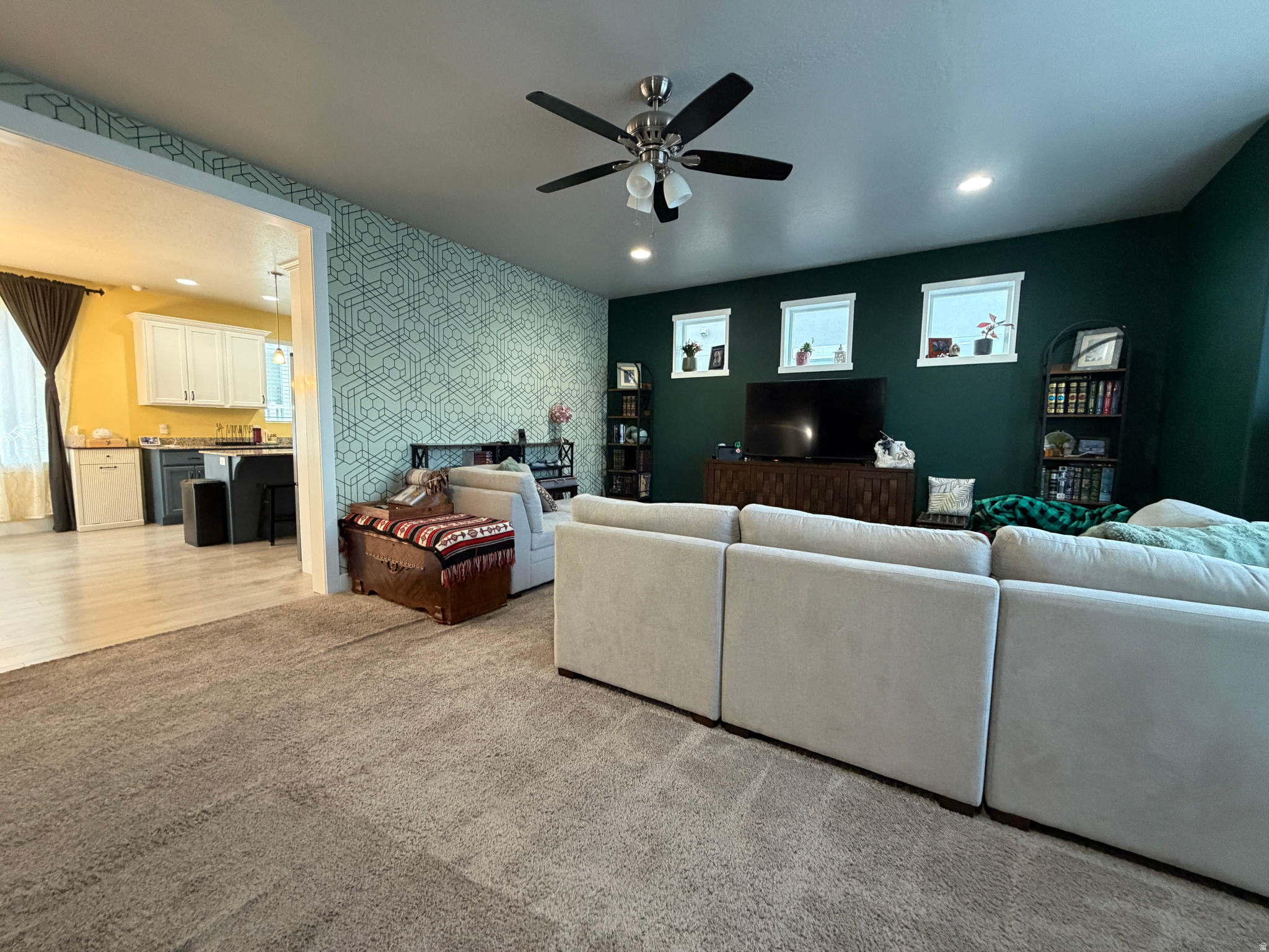 MOUNTAIN HEIGHTS - Residential