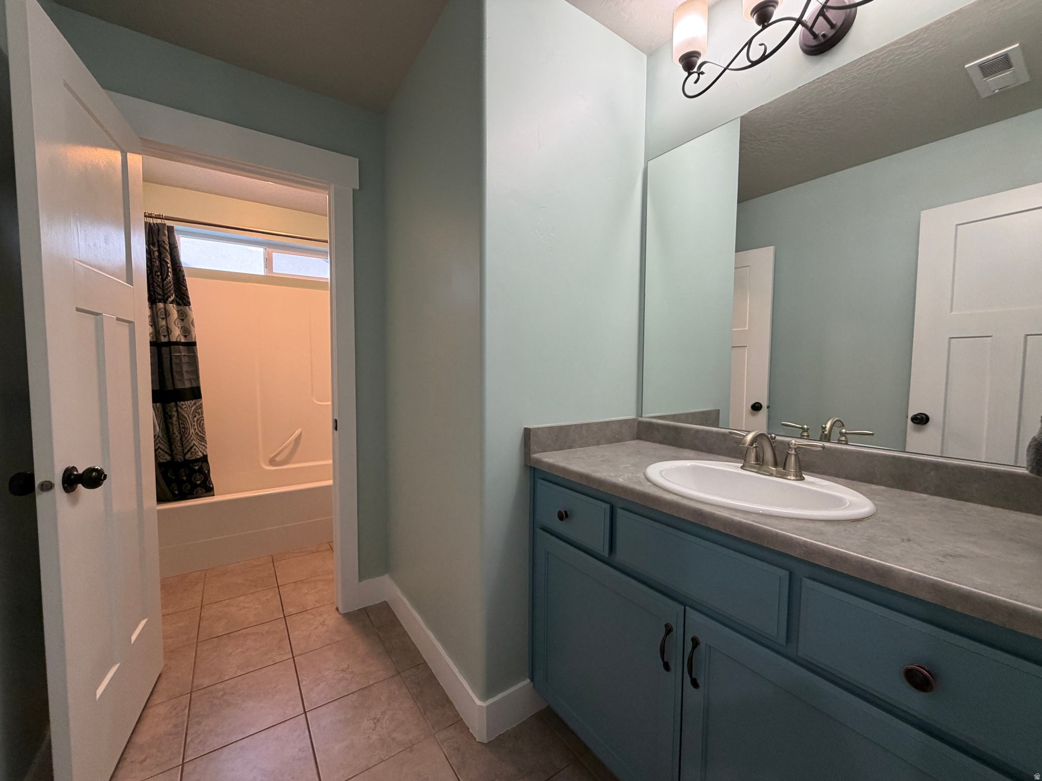 MOUNTAIN HEIGHTS - Residential