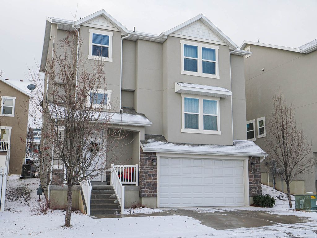 Photo of 4947 W CHROME RD, Herriman, UT 84096 (MLS # 2139066)