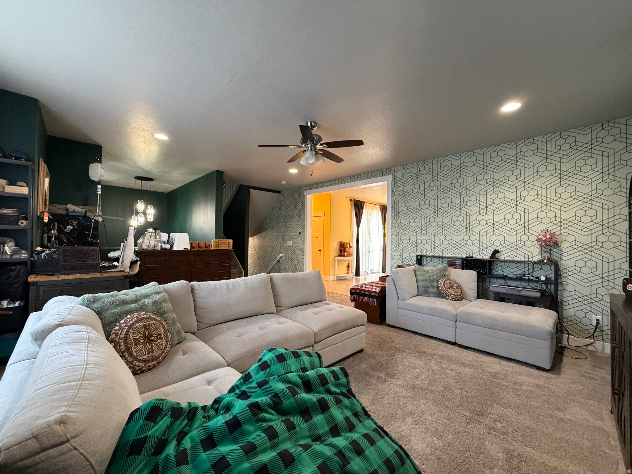 MOUNTAIN HEIGHTS - Residential