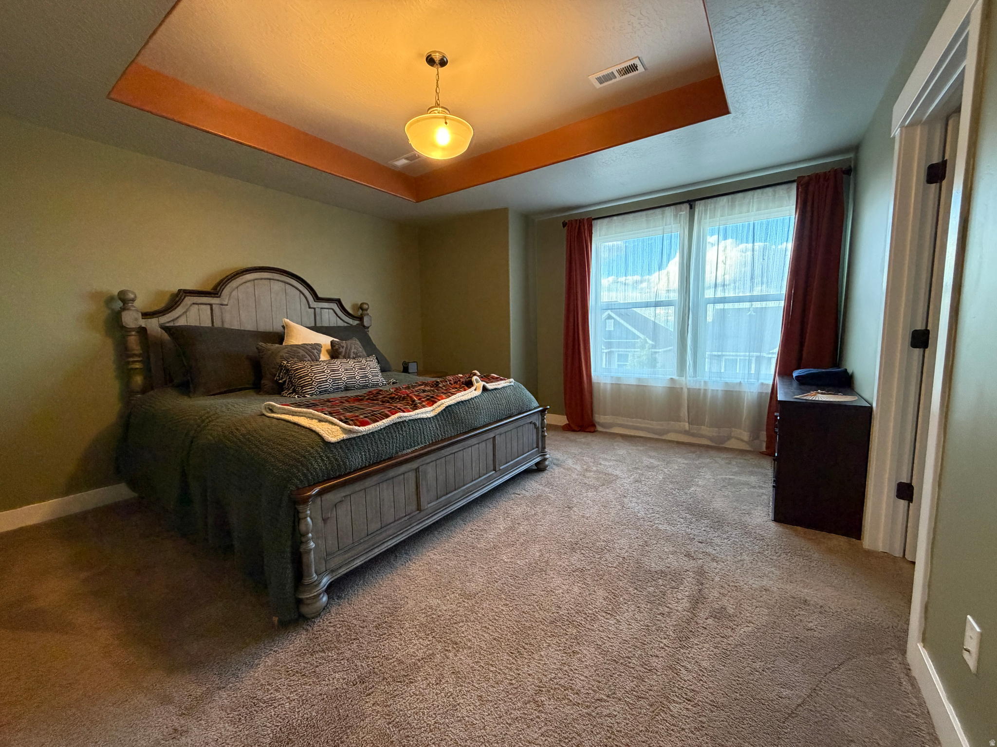 MOUNTAIN HEIGHTS - Residential
