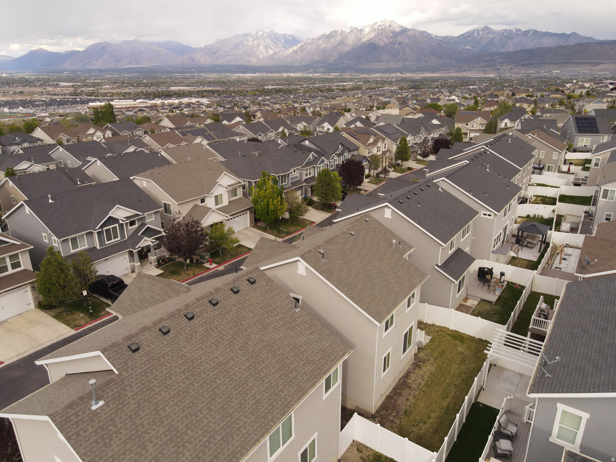 MOUNTAIN HEIGHTS - Residential