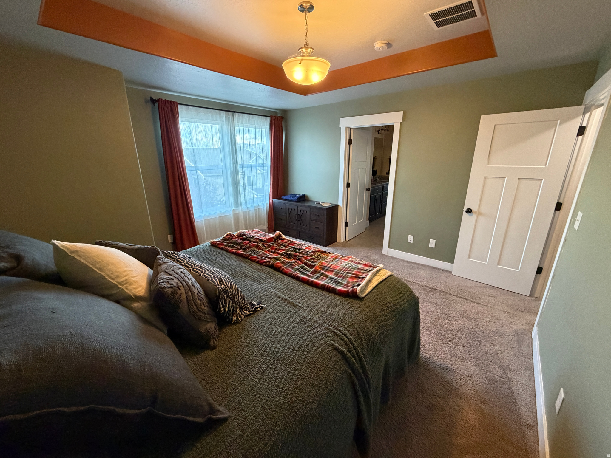 MOUNTAIN HEIGHTS - Residential