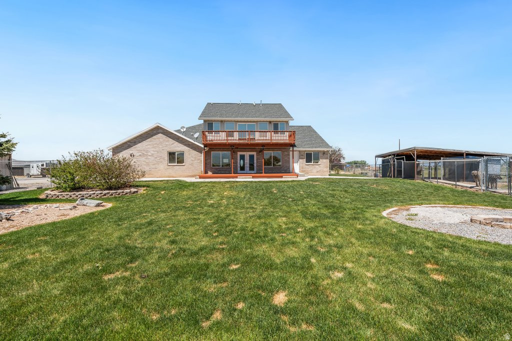 CARAS ACRES - Residential