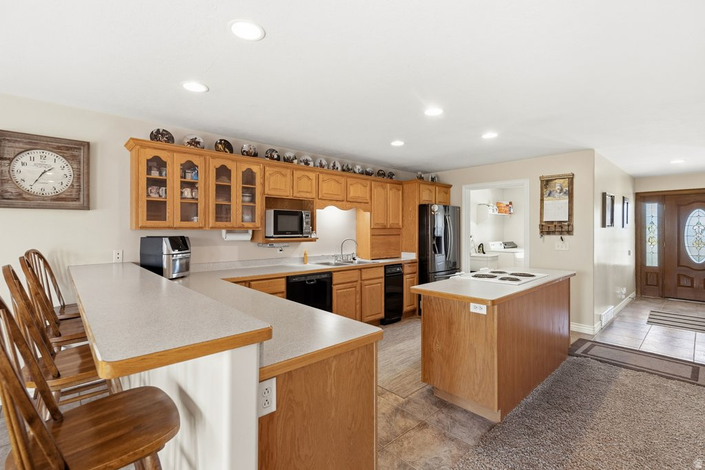 CARAS ACRES - Residential