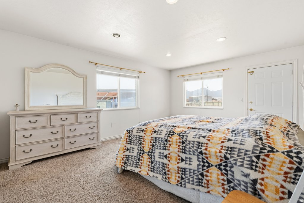 CARAS ACRES - Residential