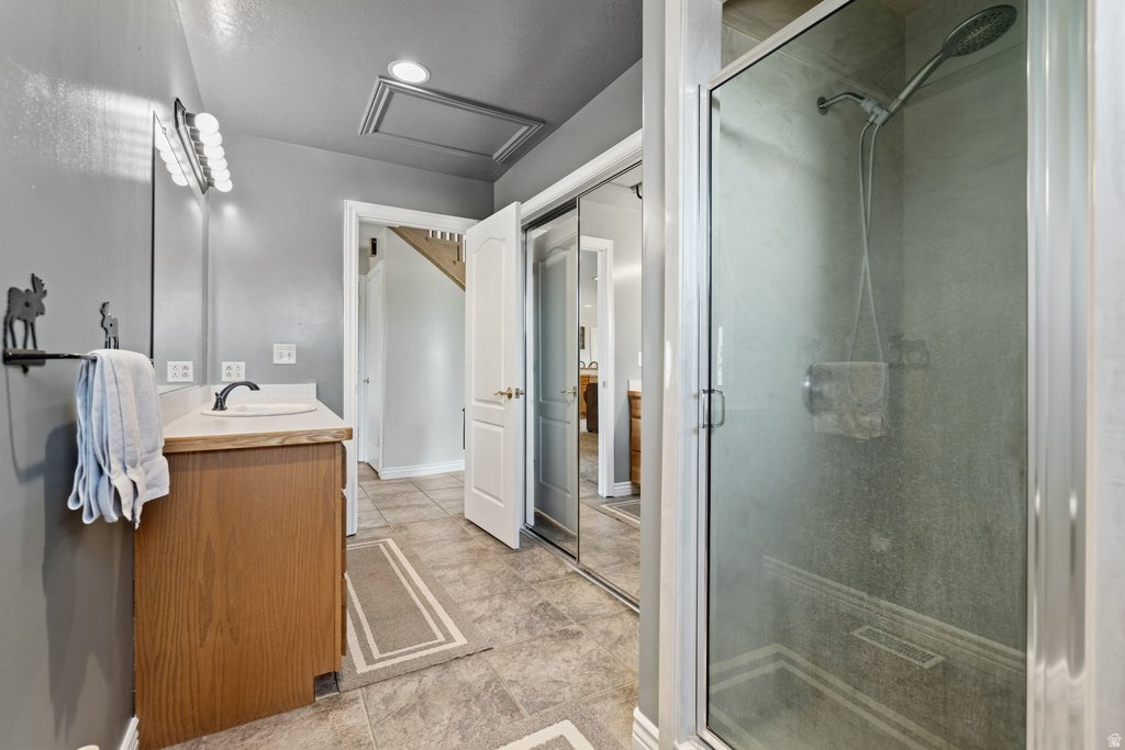 CARAS ACRES - Residential