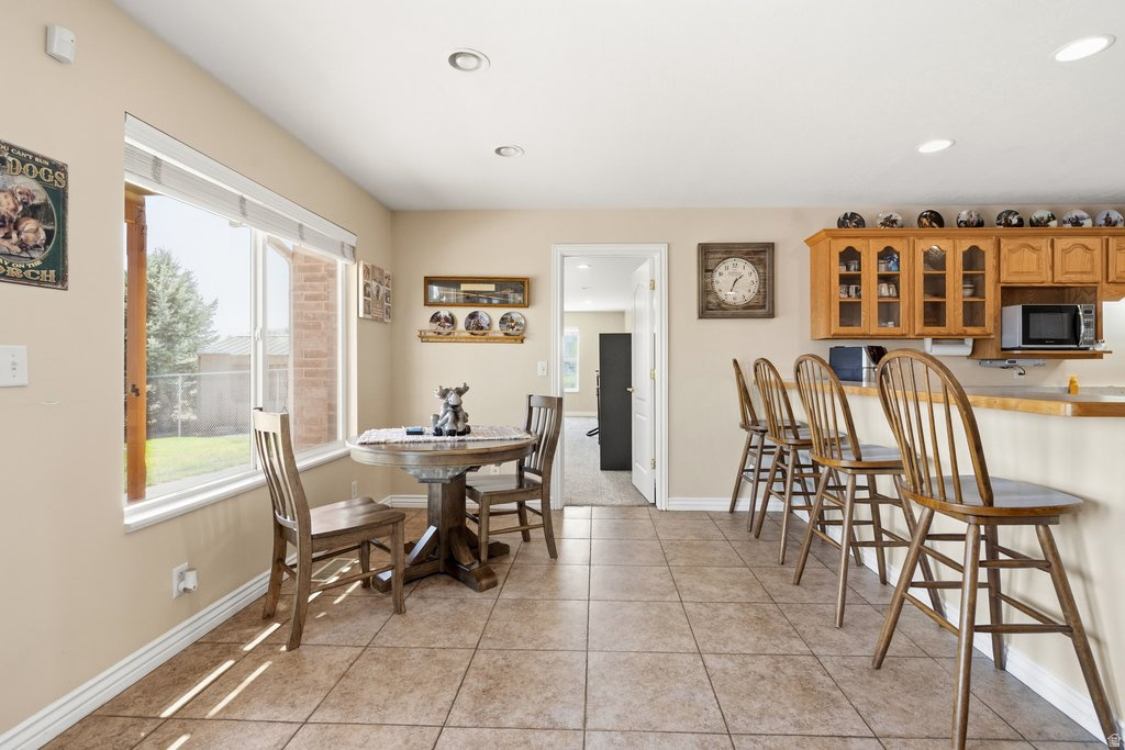 CARAS ACRES - Residential