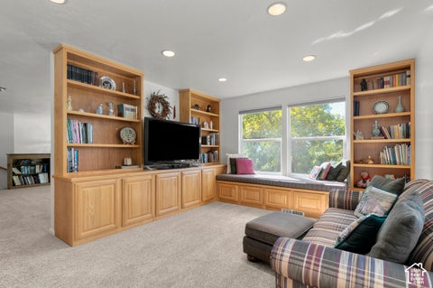 Tiny photo for 399 OAK LN, Farmington, UT 84025 (MLS # 2187408)