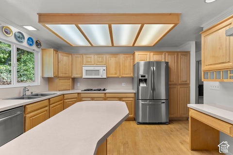 Tiny photo for 399 OAK LN, Farmington, UT 84025 (MLS # 2187408)