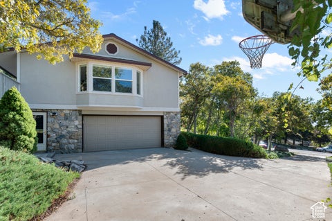 Tiny photo for 399 OAK LN, Farmington, UT 84025 (MLS # 2187408)