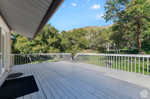 Tiny photo for 399 OAK LN, Farmington, UT 84025 (MLS # 2187408)