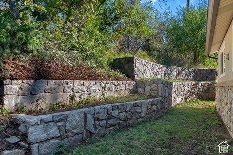 Tiny photo for 399 OAK LN, Farmington, UT 84025 (MLS # 2187408)
