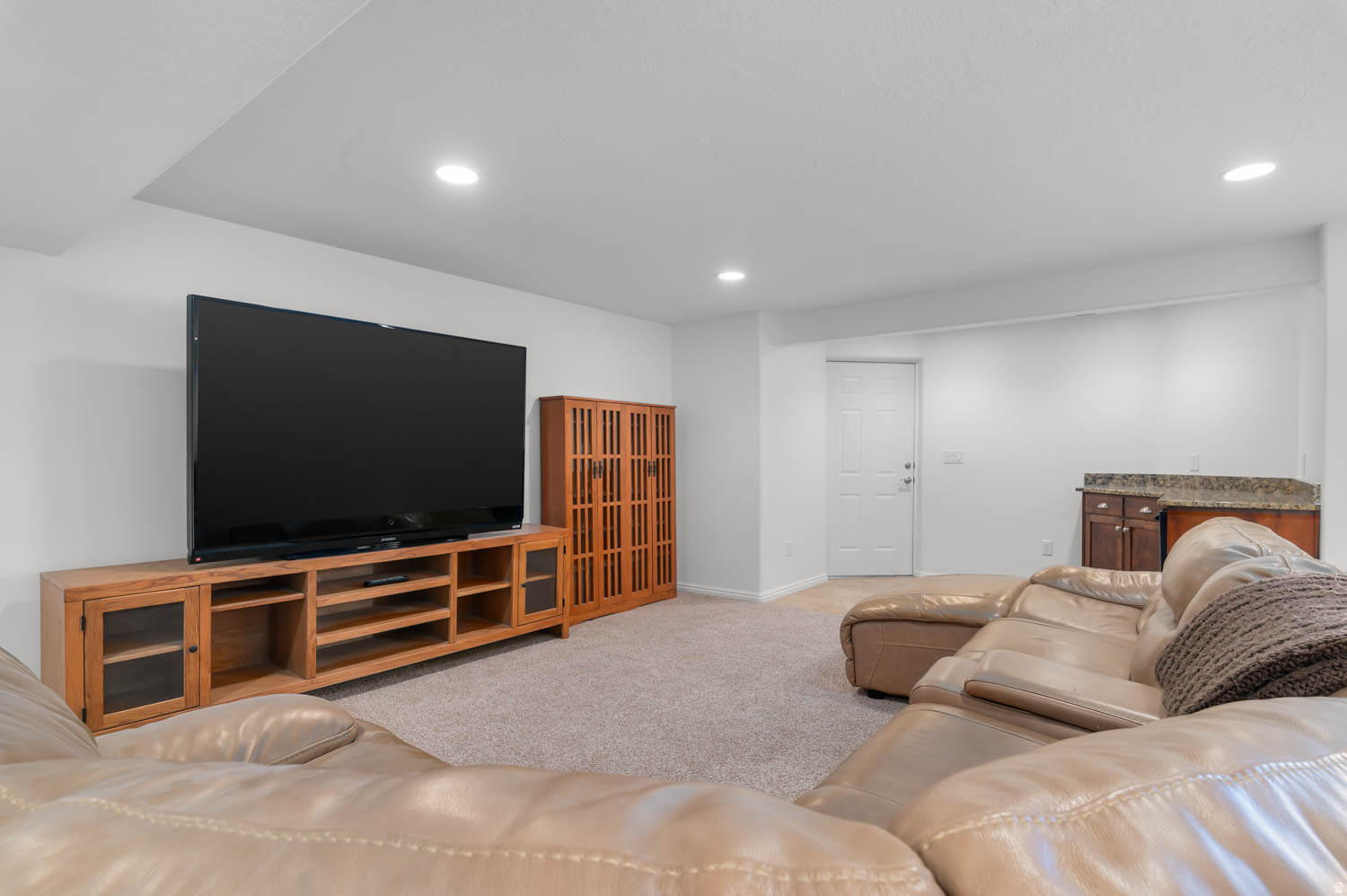 MEADOWS - Residential