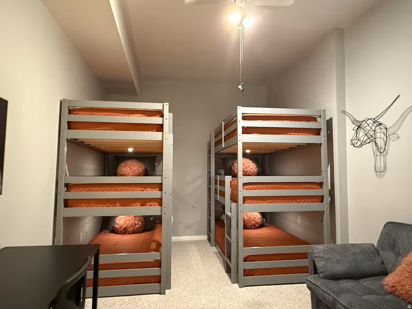 HIDDEN VALLEY HILLS - Residential