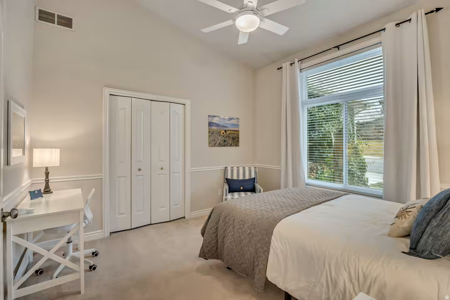 HIDDEN VALLEY HILLS - Residential