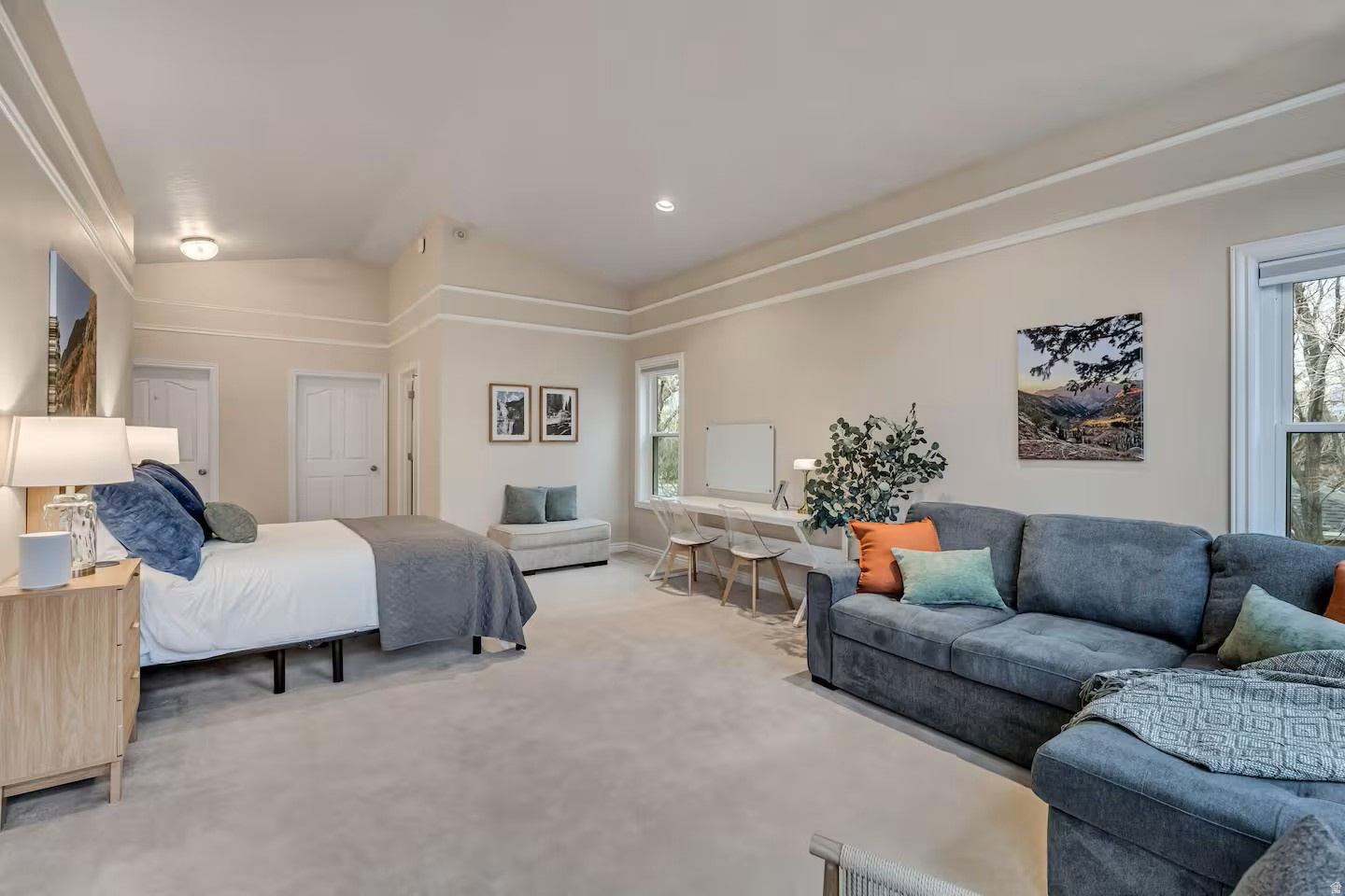 HIDDEN VALLEY HILLS - Residential