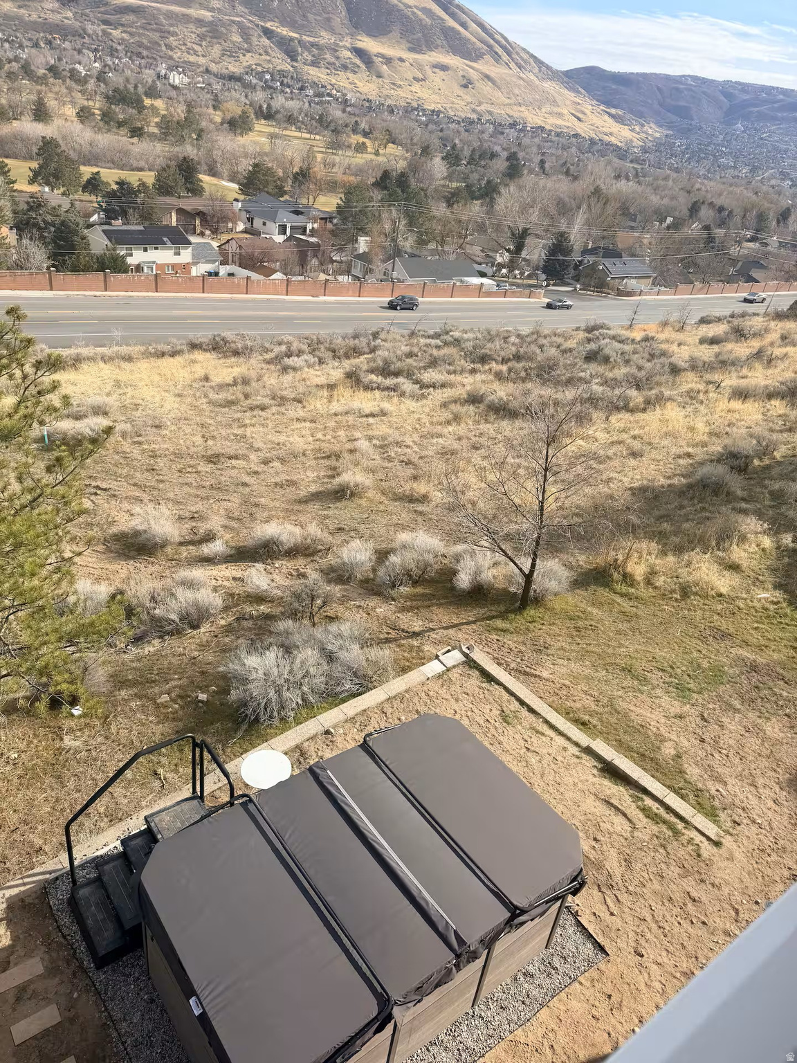 HIDDEN VALLEY HILLS - Residential