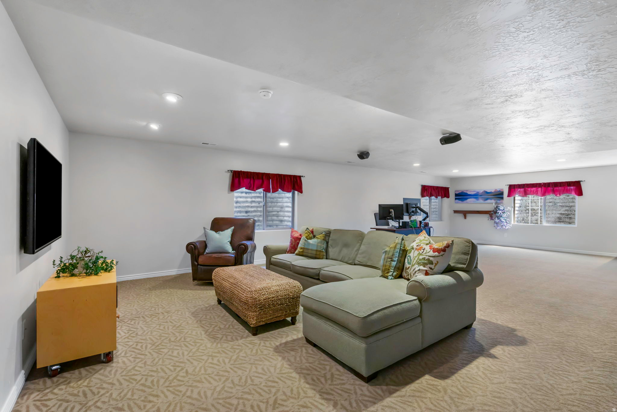 IVORY CROSSING NO 3 - Residential