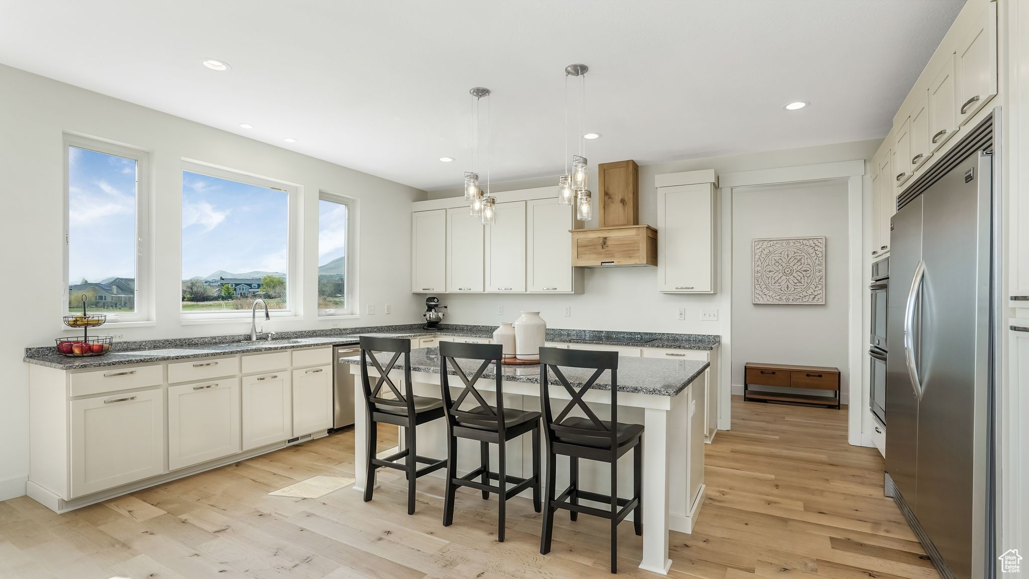 267 E Sandhill Dr, Saratoga Springs, Utah image 9
