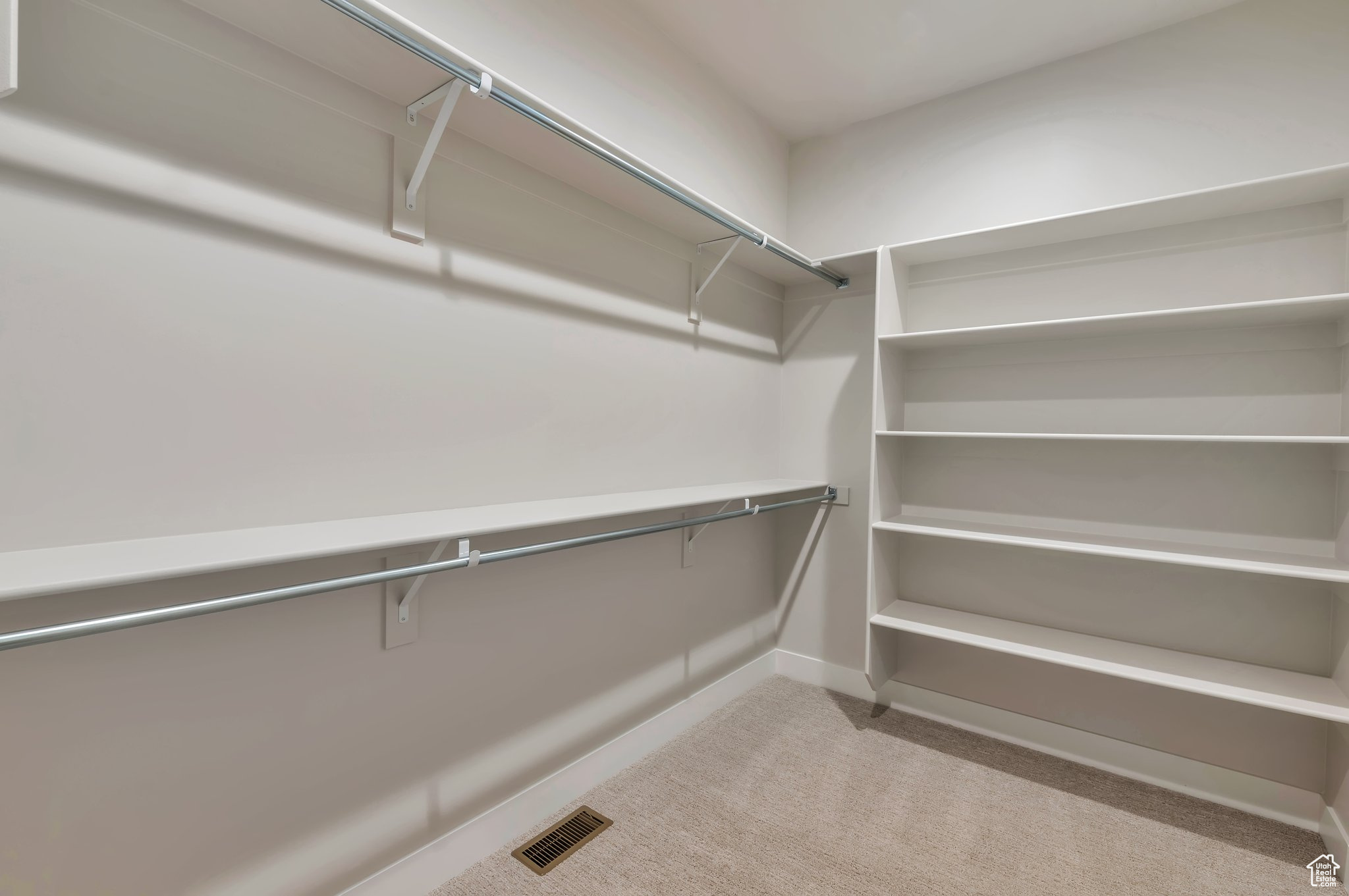 SUMMERHILL LANE - Residential