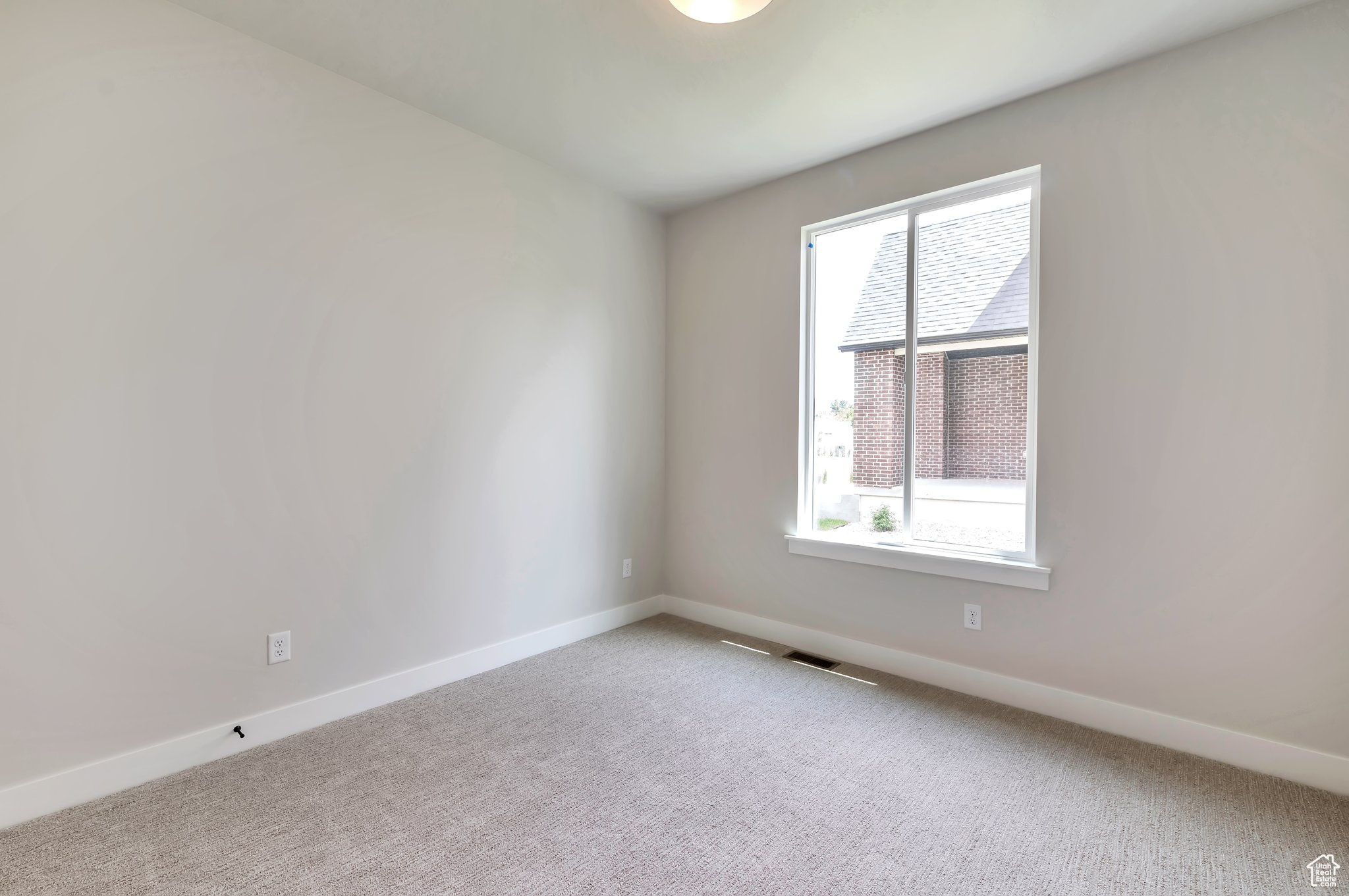 SUMMERHILL LANE - Residential