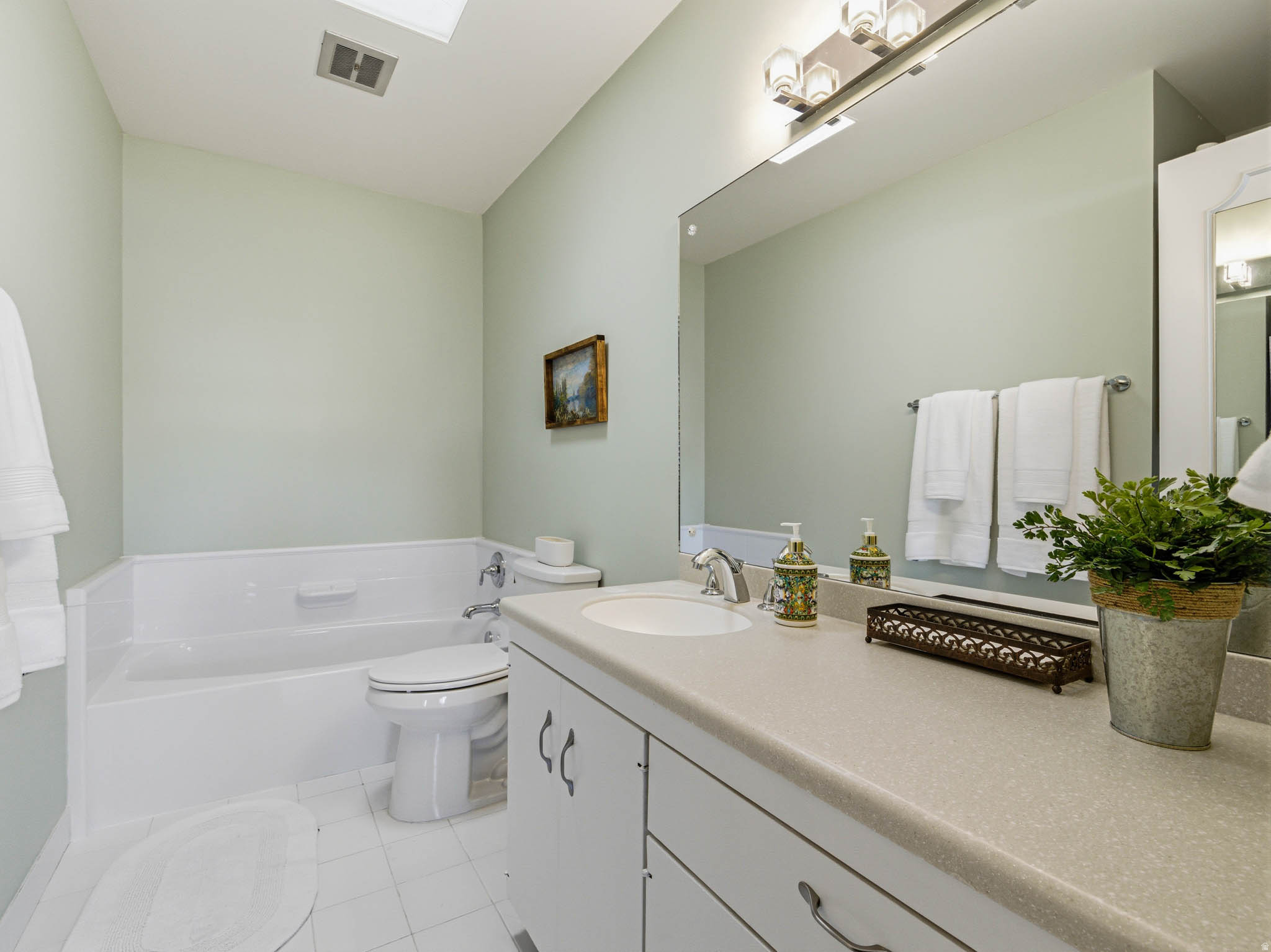 CAPRI PARK - Residential